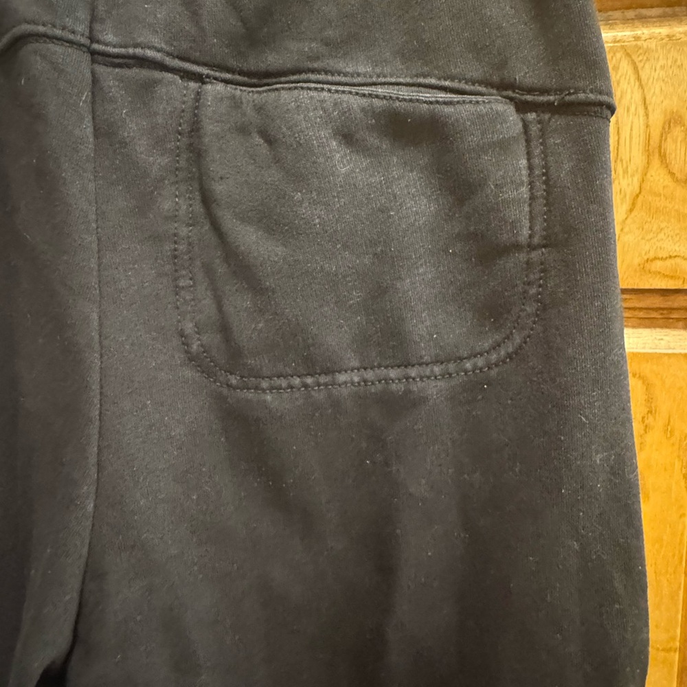 Free People Movement women’s cropped sweatpants. Size XS. EUC. - Picture 4 of 4